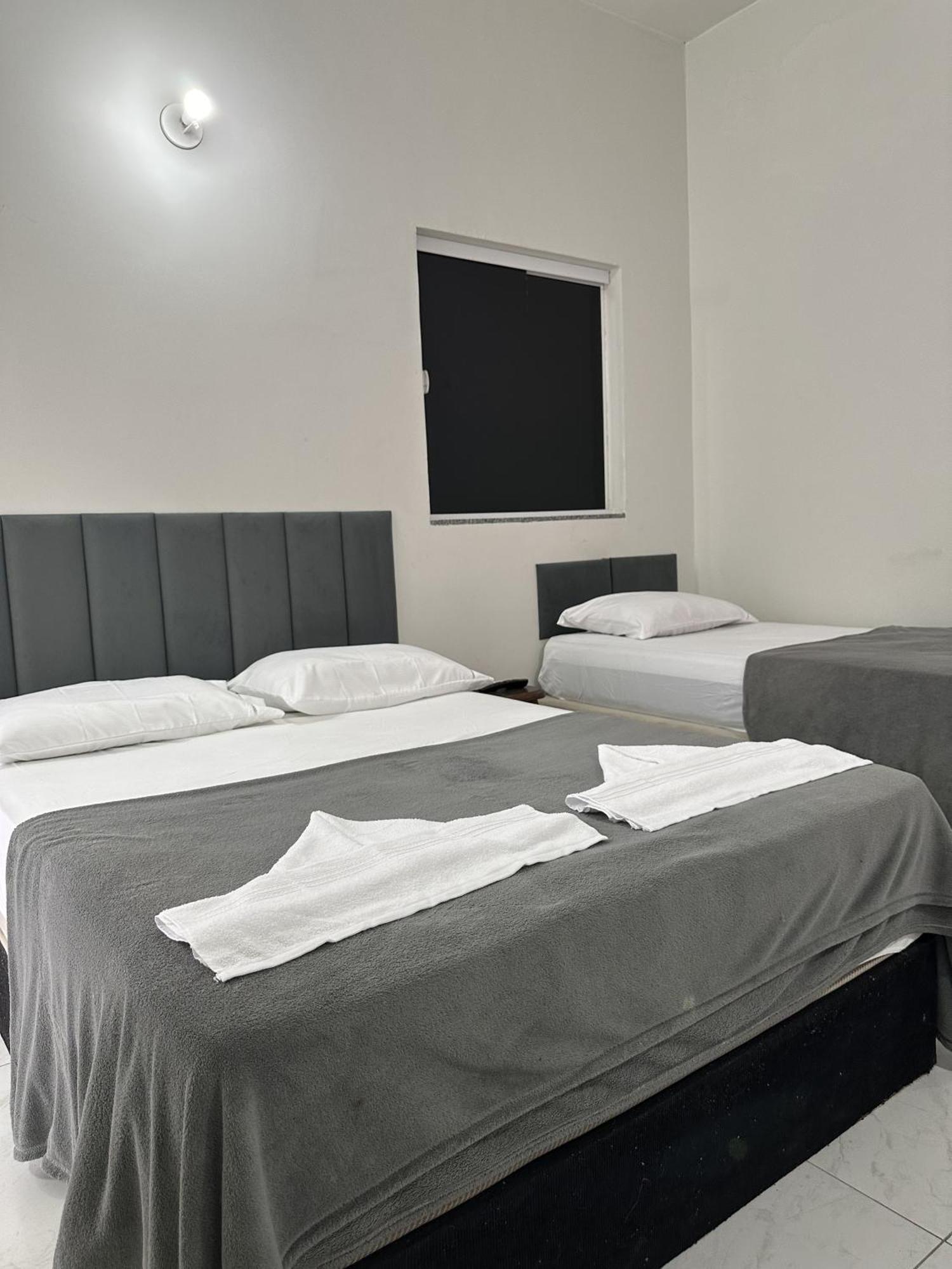 Do Trovao Hotel *